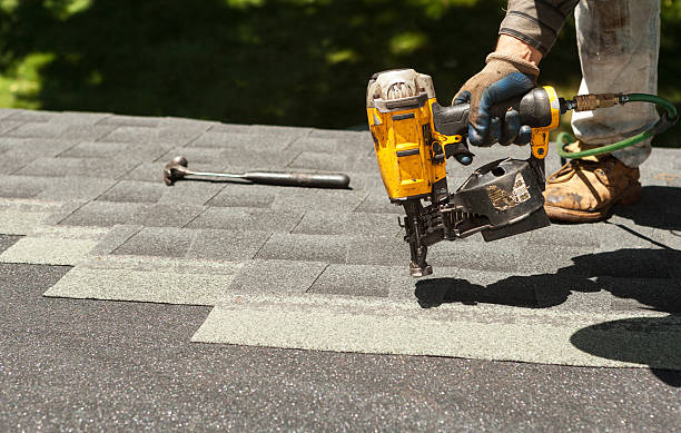 Best Emergency Roof Repair  in Lees Summit, MO